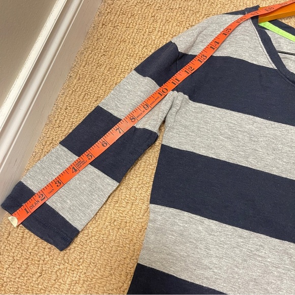 Vintage Y2K Abercrombie Striped Grey Navy Boat Neck Tee - M - Picture 12 of 13